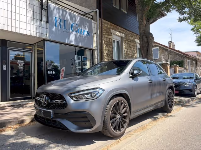 Mercedes-Benz Classe GLA 200 163ch AMG Line 7G-DCT